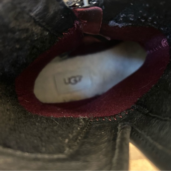 UGG Australia Simmens Black Leather Waterproof Boots Size 7 - Picture 5 of 6